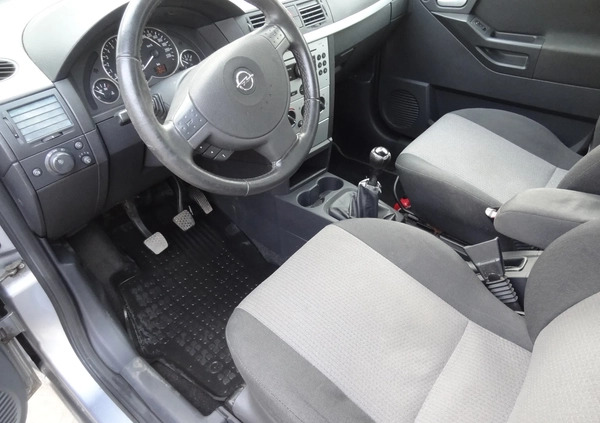 Opel Meriva cena 8400 przebieg: 205000, rok produkcji 2005 z Pruszków małe 56